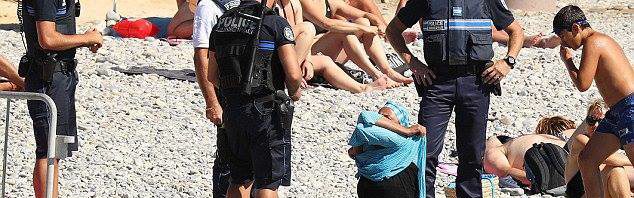 RT @ricochet_en: Yo France, your Burkini ban is sh…