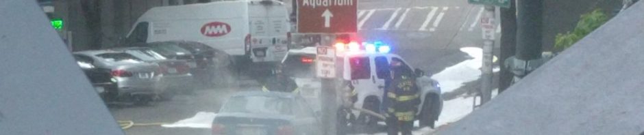 @IslamSciFi blue BMW caught fire https://t.co/qbHU…
