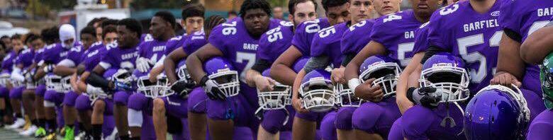 RT @palestinebleeds: the whole Garfield HS footbal…